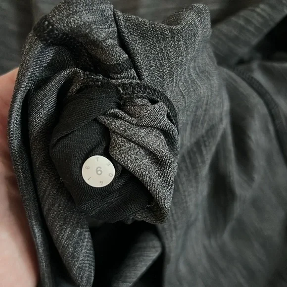 Lululemon Wunder Under Crop Leggings - Picture 9 of 9